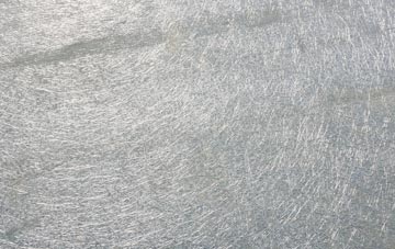 Voy laminate fibreglass or shingles?